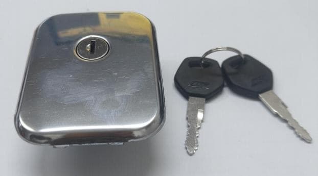 CSL FUEL TANK CAP - Kawasaki/Bajaj Variant image - HD3/BARAKO /BOXER100 W/KEY / SILVER - CSL-CSL-FUEL-TANK-CAP-KAWASAKI-BAJAJ-C6F989A3-HD3-BARAKO-BOXER100-W-KEY-SILVER-47516B05