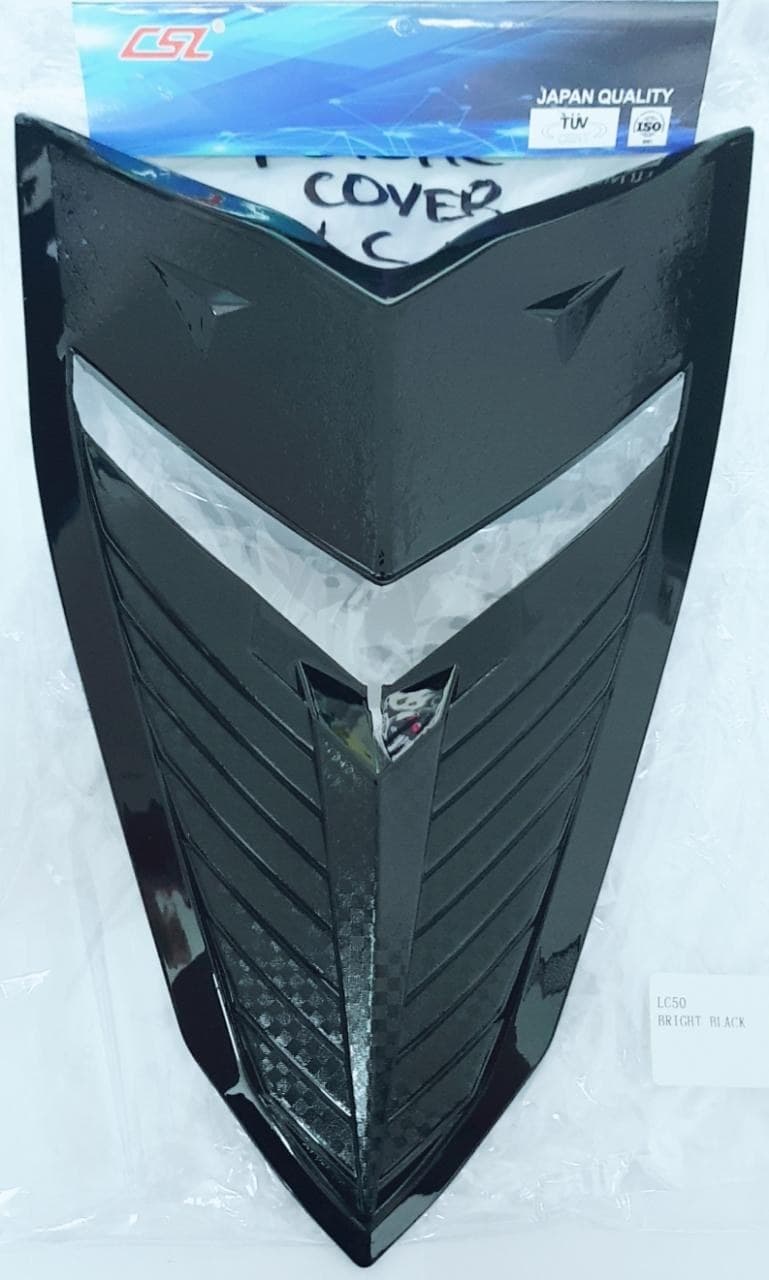 CSL Fan Cover - Yamaha Variant image - FRONT PANEL SNIPER150 CARBON FIBER BRIGHT BLACK / GOLD - CSL-CSL-FAN-COVER-YAMAHA-6F1B64E6-FRONT-PANEL-SNIPER150-CARBON-FIBER-BRIGHT-BLACK-GOLD-913D7505