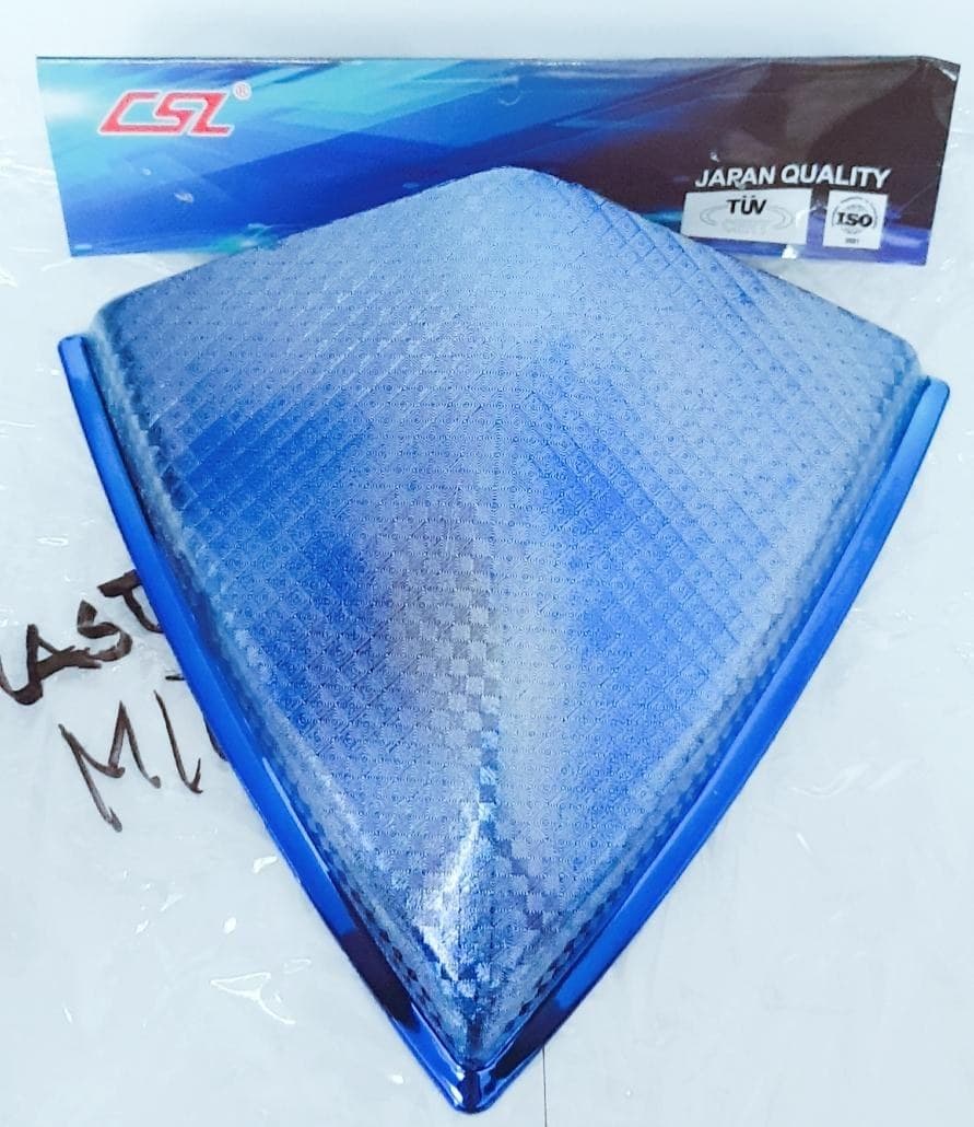 CSL Fan Cover - Yamaha Variant image - VISOR MIO CARBON FIBER BRIGHT BLACK / GOLD - CSL-CSL-FAN-COVER-YAMAHA-6F1B64E6-VISOR-MIO-CARBON-FIBER-BRIGHT-BLACK-GOLD-387B3A15