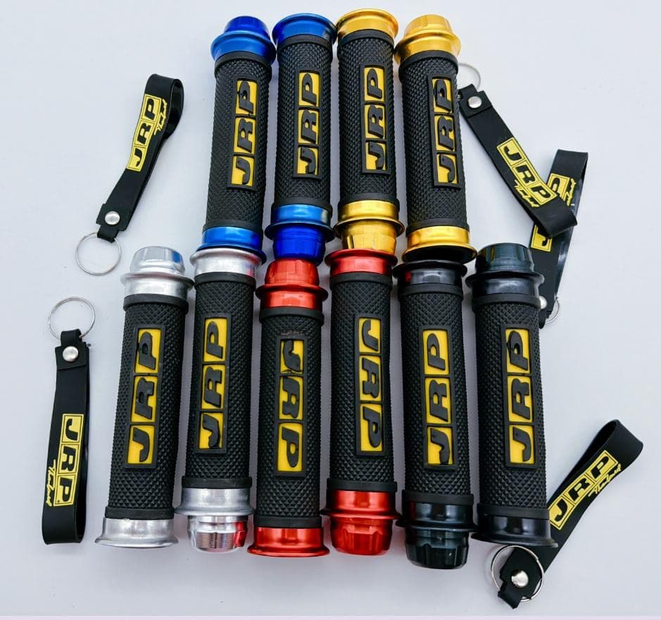 CSL HANDLE GRIP Variant image - JRP HANDLE GRIP W/KEY CHAIN #JRP-2 (手把胶) BLACK/SILVER/ / GOLD - CSL-CSL-HANDLE-GRIP-95E21025-JRP-HANDLE-GRIP-W-KEY-CHAIN-JRP-2-BLACK-SILVER-GOLD-DBCB9BC0