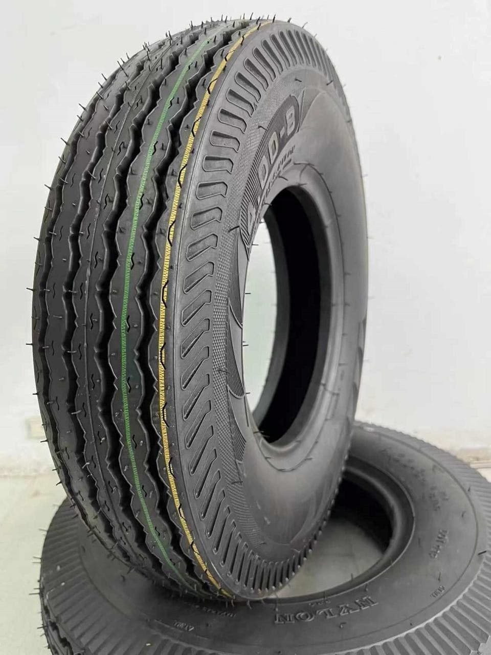 CSL 6-LAYER Tube Type Tire Variant image - 400-8TT - CSL-CSL-6-LAYER-TUBE-TYPE-TIRE-D3EE1086-400-8TT-65B7D9DF
