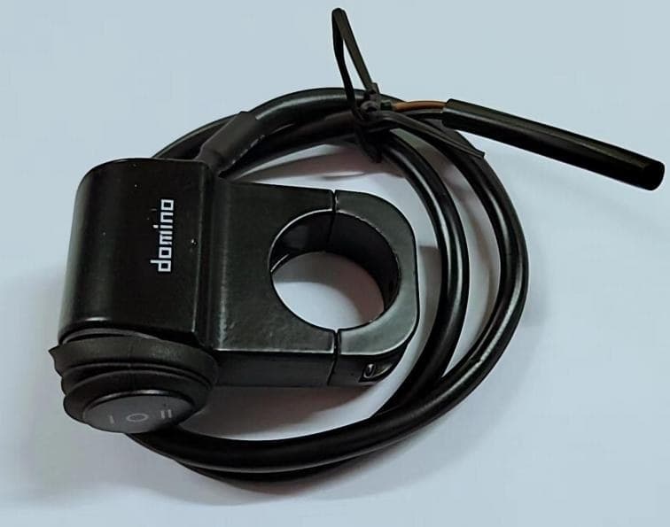 CSL DOMINO SWITCH Variant image - DOMINO DRIVING LIGHT SWITCH / #3WAY - CSL-CSL-DOMINO-SWITCH-8F49C672-3WAY-CC80BFA1