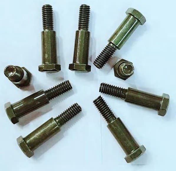 CSL Bolt Nut Variant image - LEVER BOLT XRM / #6X17X31 - CSL-CSL-BOLT-NUT-F39AA6E8-6X17X31-583BE845